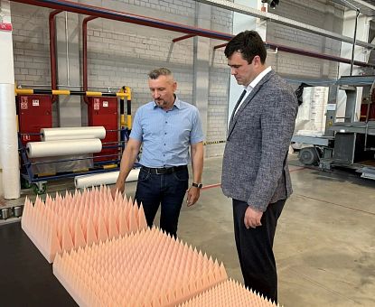 Вице-губернатор региона Сергей Курбатов посетил три предприятия особой экономической зоны «Липецк»